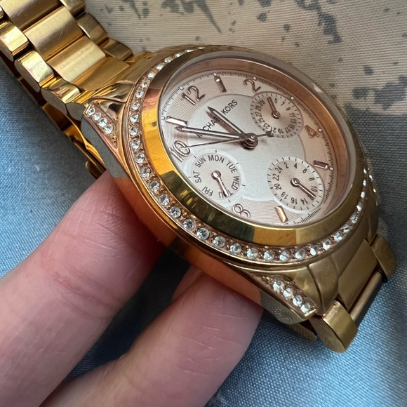Michael Kors Rose Gold Watch authentic - Picture 4 of 10